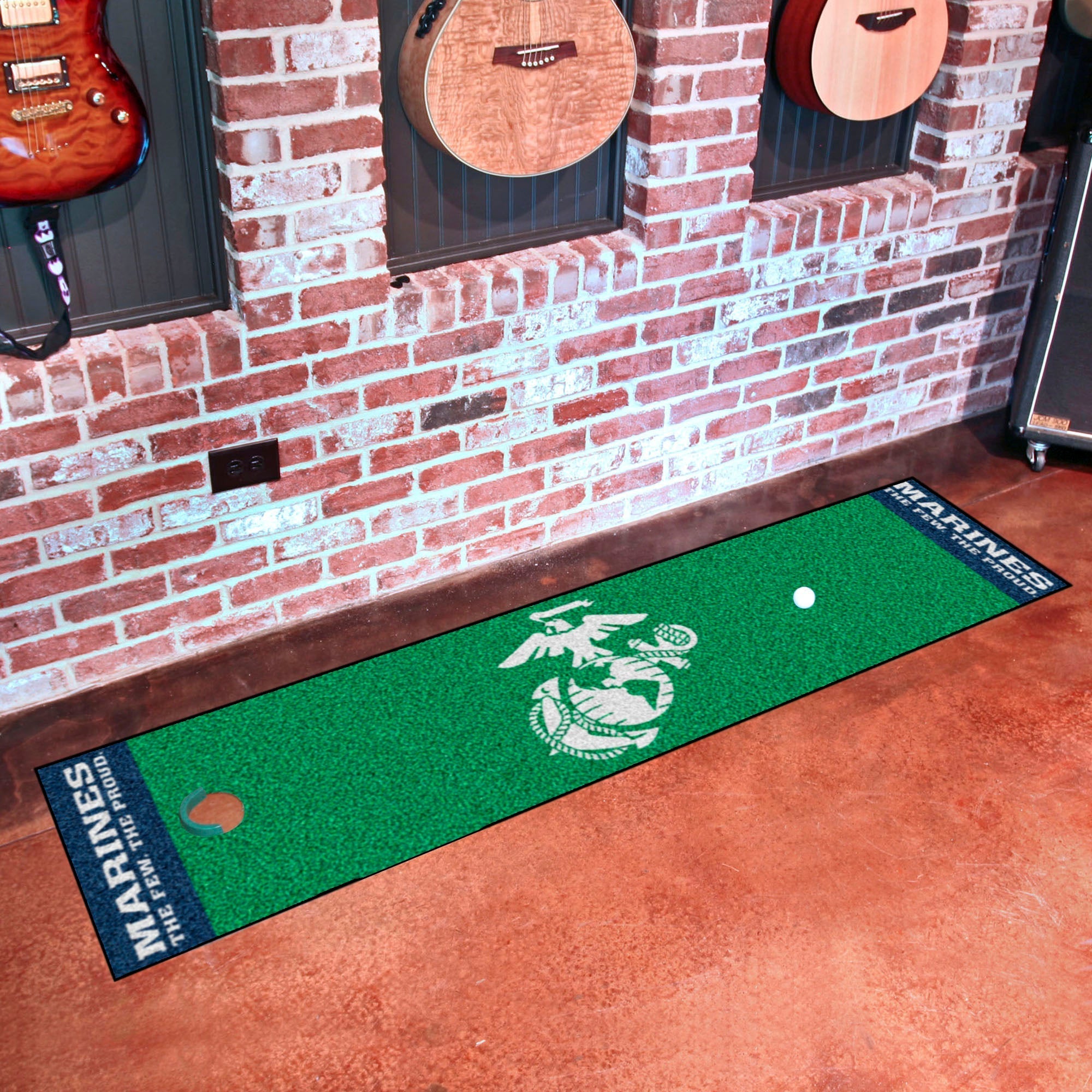 USMC GOLF PUTTING MAT 1